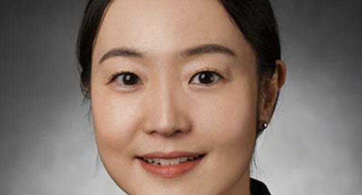Image of Hee Jeung Oh Image of Hee Jeung Oh